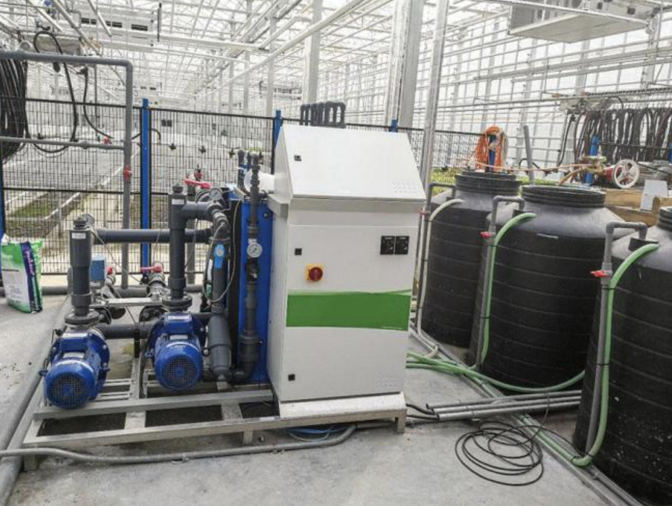 Automatic Fertilizer Device